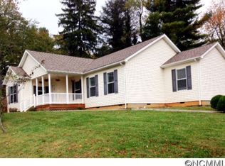 218 Glenview Dr, Lk Junaluska, NC 28745