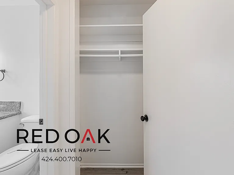 3925 Roxanne Ave #19 — Photo 8