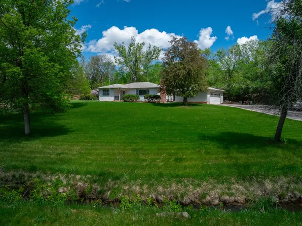4000 Clover St, Rapid City, SD 57702