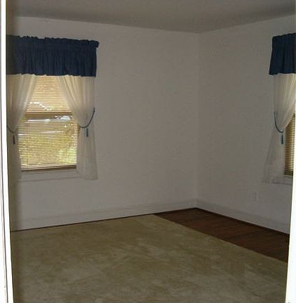 5th image of 149 Tomlinson Ct