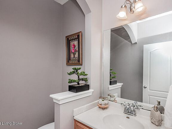 5th image of 11700 Blair Creek Ct
