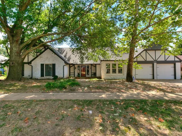 4320 Hunters Hill Rd, Norman, OK 73072