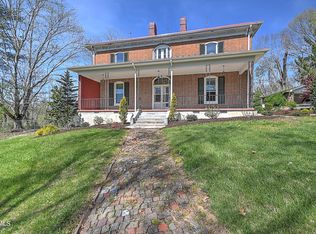 2061 King College Rd, Bristol, TN 37620