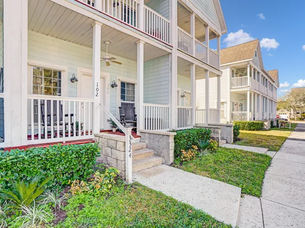 3324 Monterey Square Lane #102, Fort Pierce, FL 34982