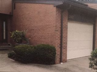 242 Calicoe Dr, Akron, OH