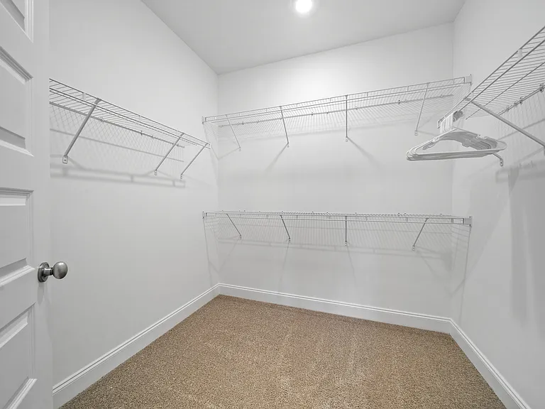 1621 Spring Berry Ln — Photo 15