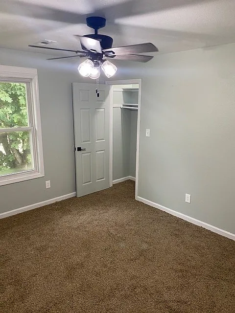3 bed, 1250 sqft, $1,240 — Photo 4