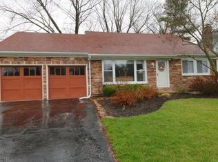 552 Arborgate Ln, Buffalo Grove, IL 60089