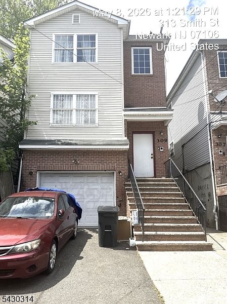 1st image of 309 Smith St