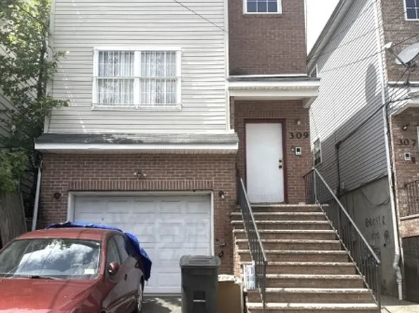 309 Smith St, Newark City, NJ 07106