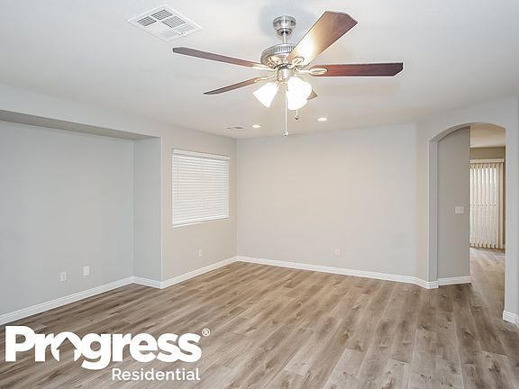 4th image of 1454 Louisiana Lakes Ave.