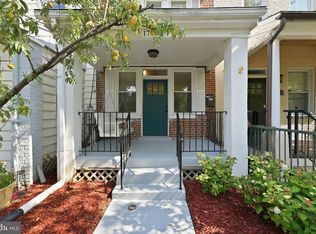 1738 L St NE, Washington, DC 20002