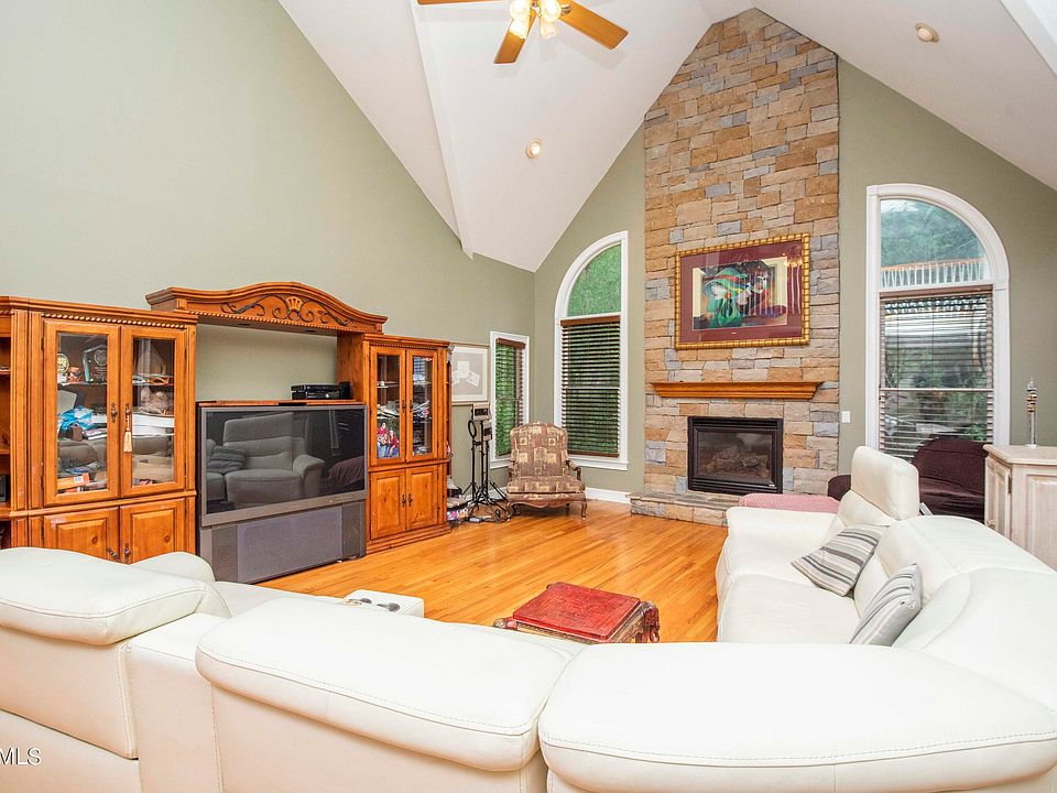 83 Rolling Links Blvd, Oak Ridge, TN 37830 Zillow