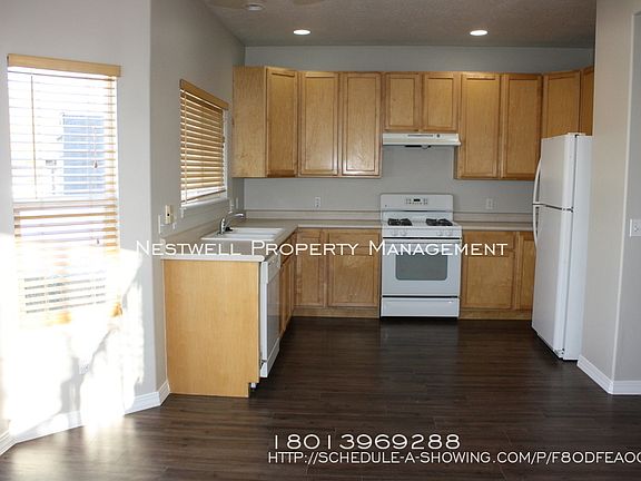 4th image of 172 Regatta Ln