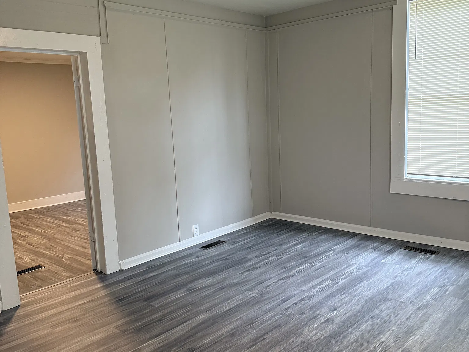 1008 Stonewall Street - 1 — Photo 2