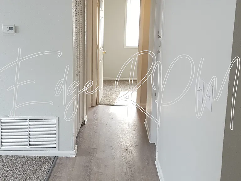 1115-1120 Doreen Ct — Photo 7