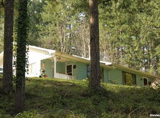 26981 Old Holley Rd, Sweet Home, OR 97386