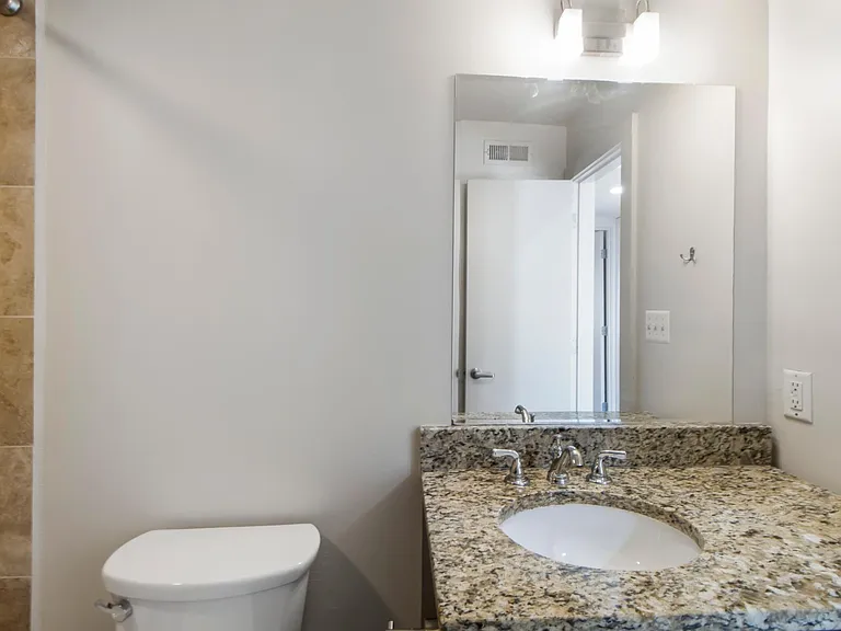 1310 K St SE #204 — Photo 19