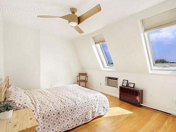 3rd image of 555 Washington Ave APT 4H