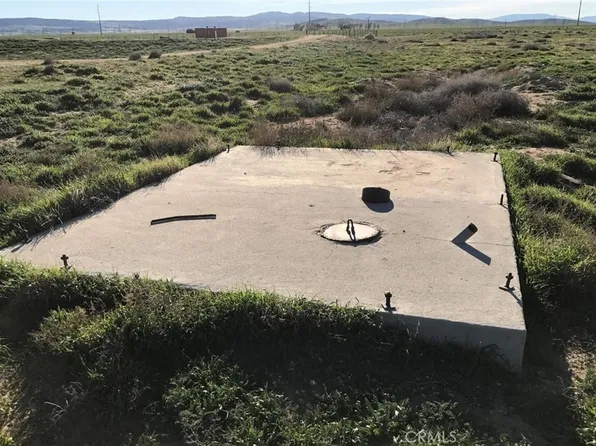 100 Saint Andrews St #E4-lot 22, Lancaster, CA 93534