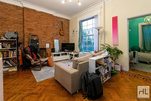 Rented by Highline Residential | media 8