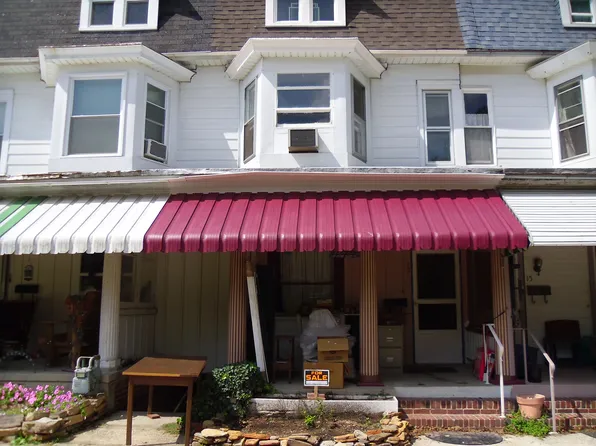 17 Boundary Ave, Red Lion, PA 17356