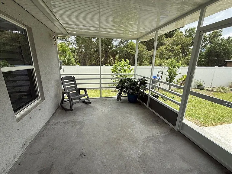 4082 Kenvil Dr — Photo 20