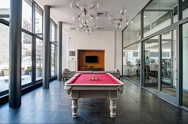 Sold by Level Group | media 14