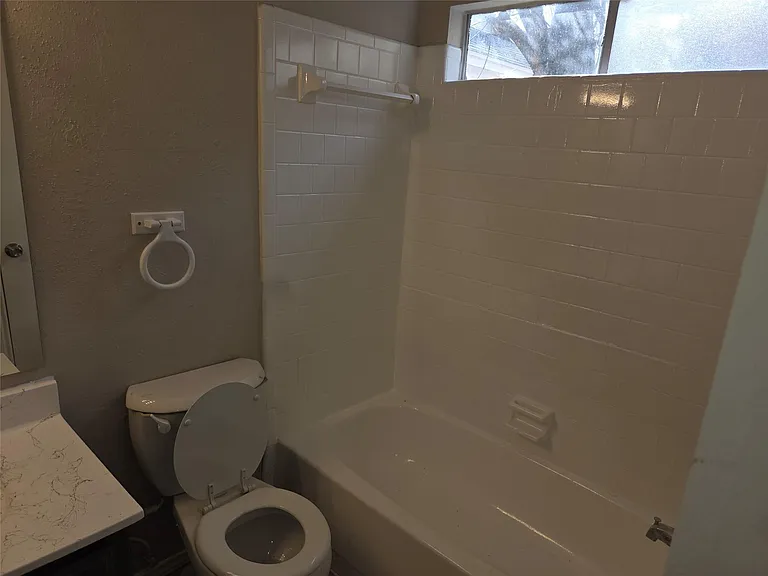 6303 Gladewell Dr — Photo 13