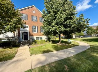 123 Willey St, Gilberts, IL 60136