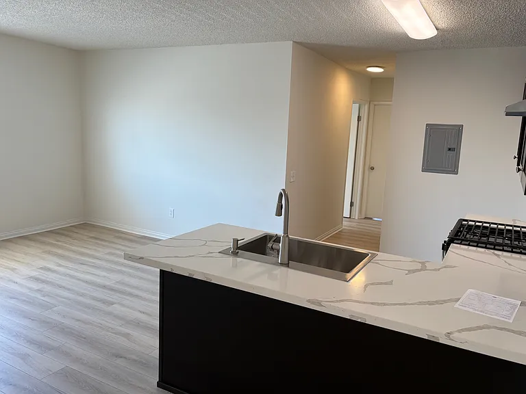 7627 Laurel Cyn Blvd — Photo 3
