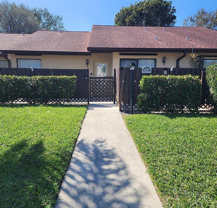 1st image of 1030 Green Pine Blvd APT G