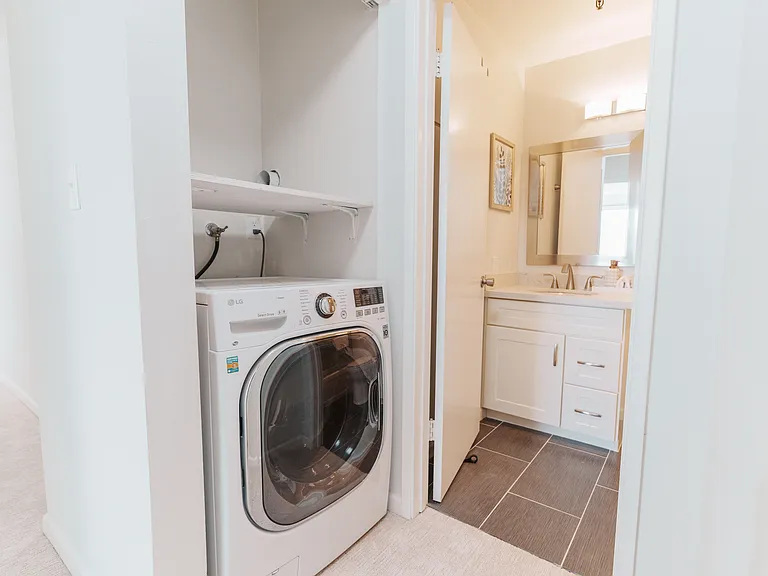 400 Ortega Ave #216 — Photo 9