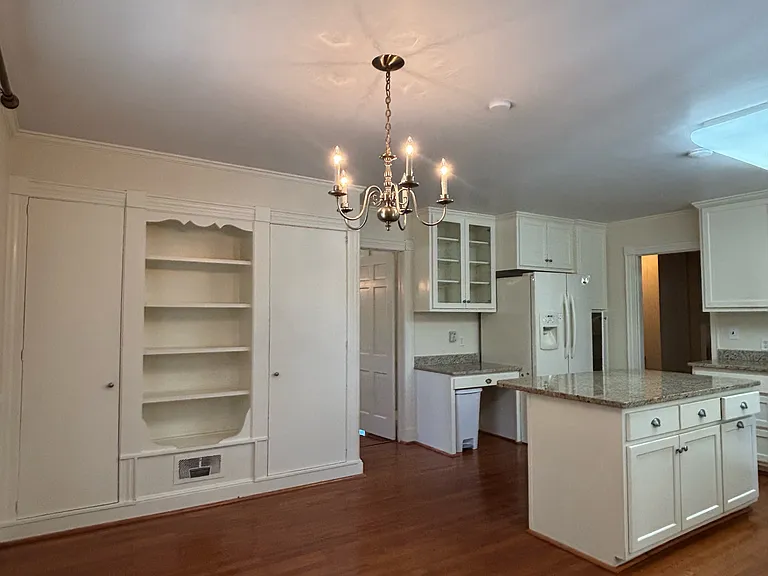 1513 Raeford Rd — Photo 10