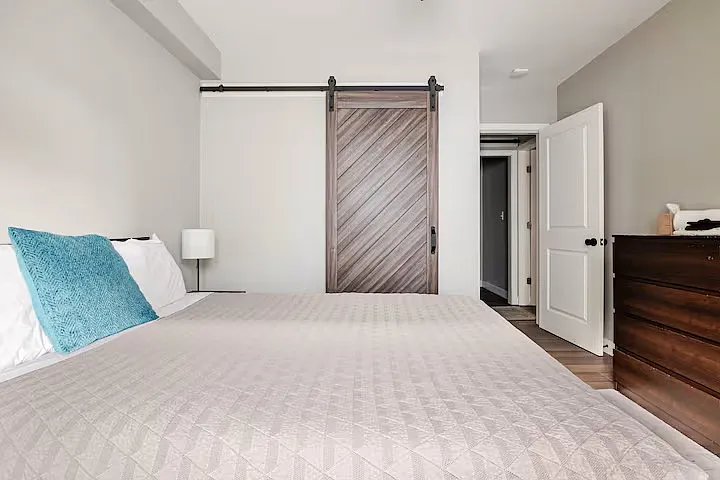 7 Burnside St #1 — Photo 18