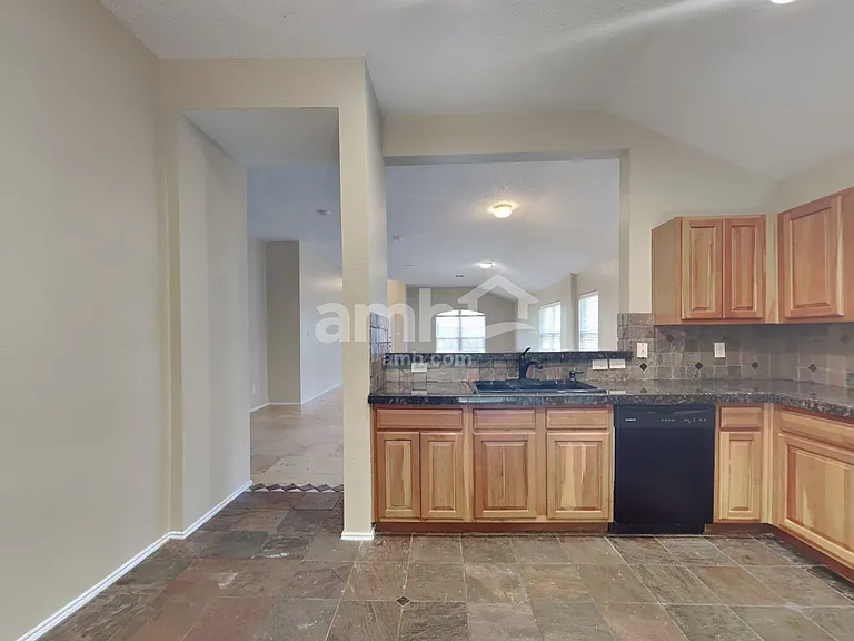 7810 Tin Cup Dr — Photo 4