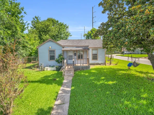 7304 Kinney St, Houston, TX 77087