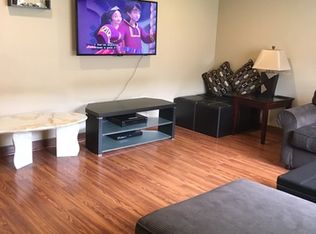 625 Maple Ct #0, Mount Prospect, IL 60056