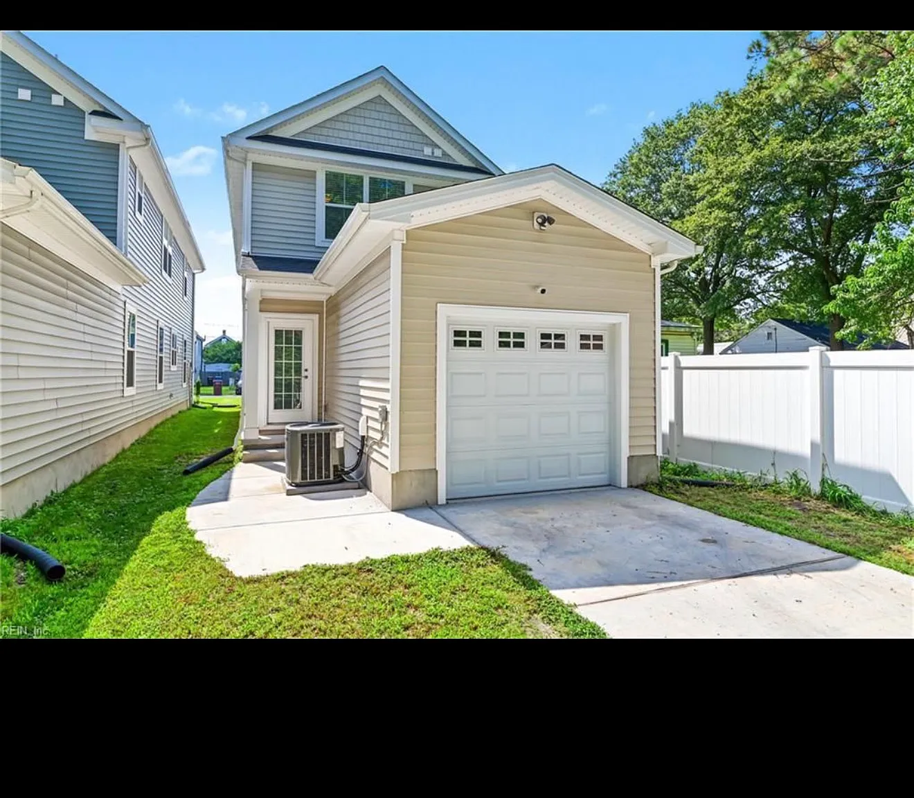 3 bed, 2.5 bath, 1530 sqft, $2,700 — Photo 3