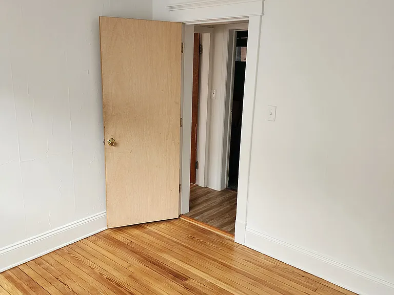 303 S 3rd Ave #2 — Photo 17
