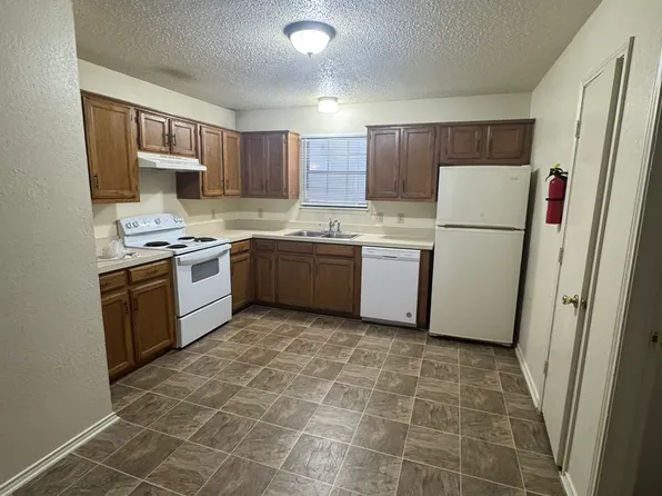 2515 W Prairie St APT 3, Denton, TX 76201