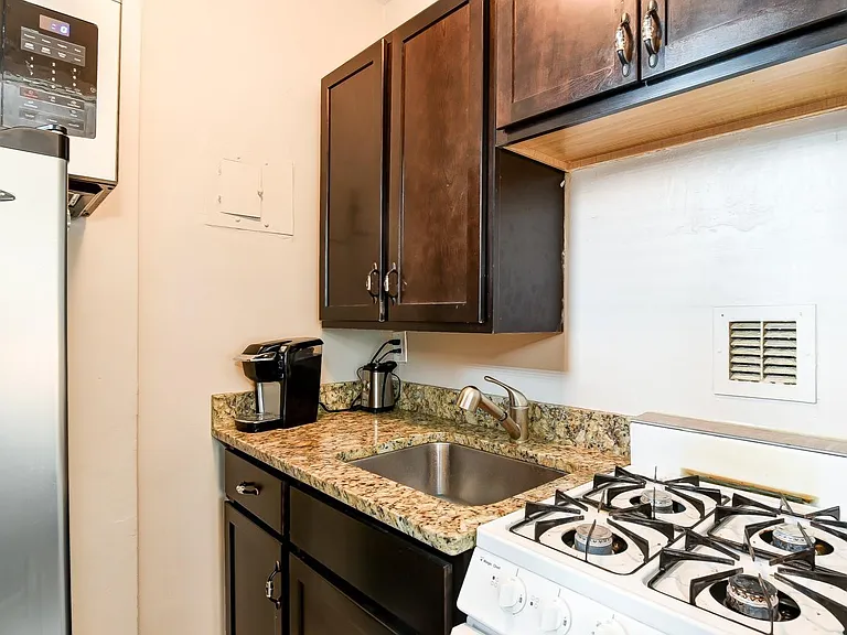 1021 Arlington Blvd #314 — Photo 8