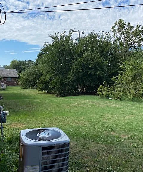 327 W Vandament Ave — Photo 16