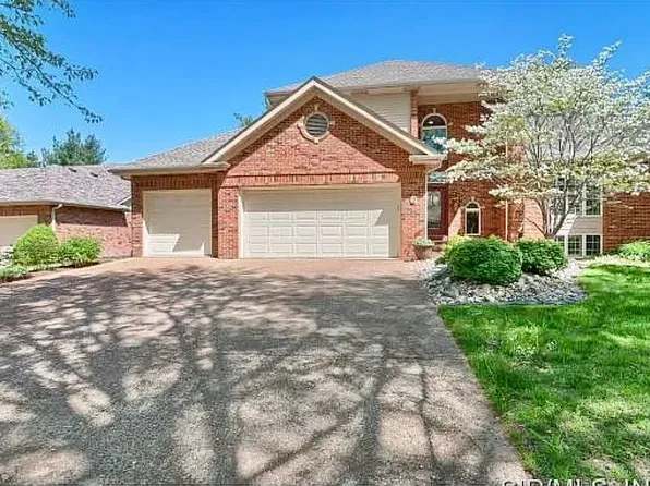 2 Pine Hollow Ct, Edwardsville, IL 62025