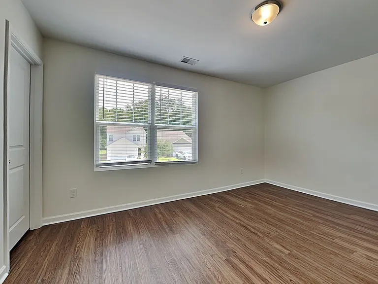 129 Orion Way — Photo 17