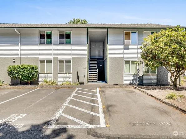 1852 Central Place S #E50, Kent, WA 98030
