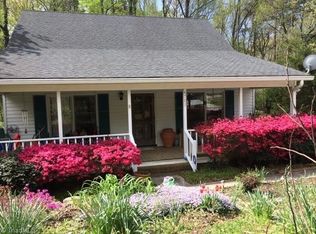 4701 Perquimans Rd W, Greensboro, NC 27407