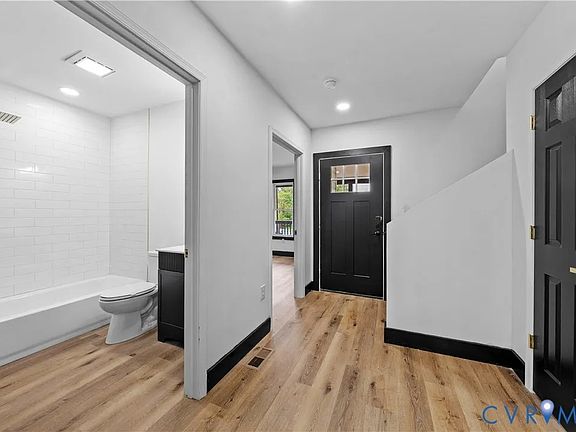5th image of 1005 Willcox St