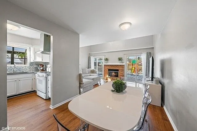 839 N Center St — Photo 9