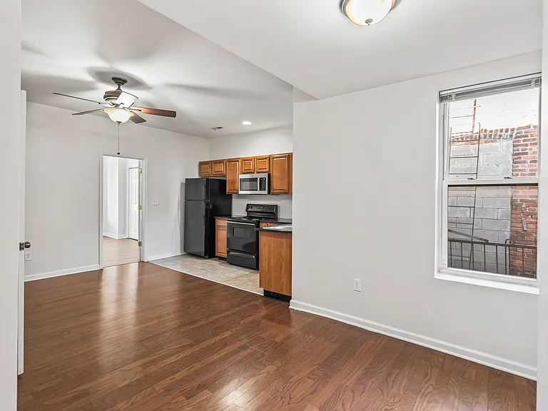 70 Morris St #3E — Photo 4